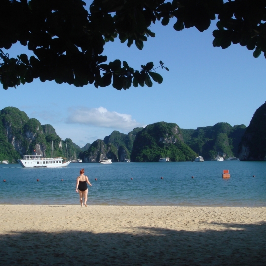  HẠ LONG TOUR